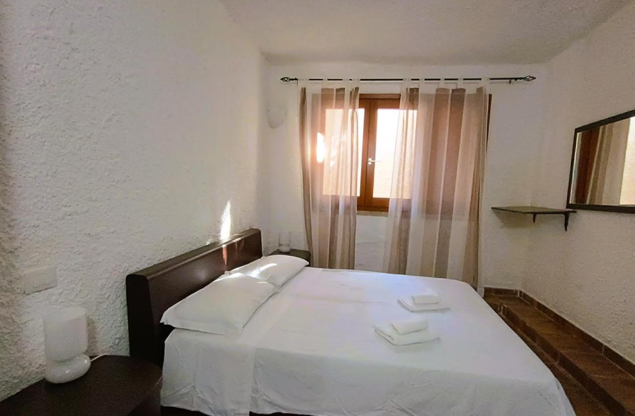 Central House Porto Rotondo Exterior foto